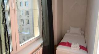 Гостиница Hostel R.E.D. Екатеринбург-2
